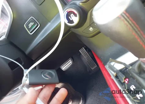 2014 Chevrolet Corvette Stingray Z51 из США, поврежденный, VIN 1G1YK2D75E5129371